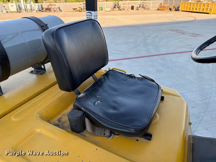 image for item FG0785 Yale GLP060TENUAE086 forklift