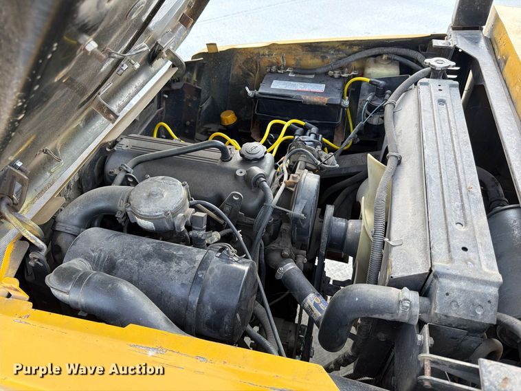 image for item FG0785 Yale GLP060TENUAE086 forklift