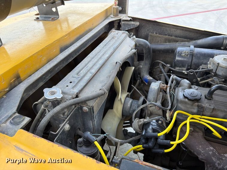 image for item FG0785 Yale GLP060TENUAE086 forklift