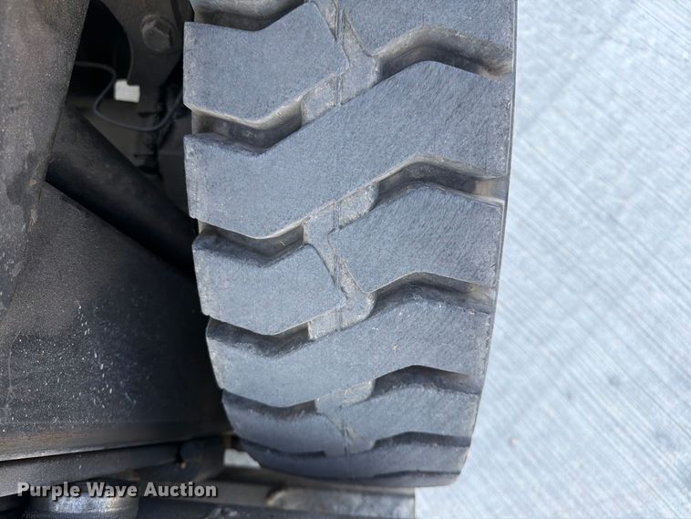 image for item FG0785 Yale GLP060TENUAE086 forklift