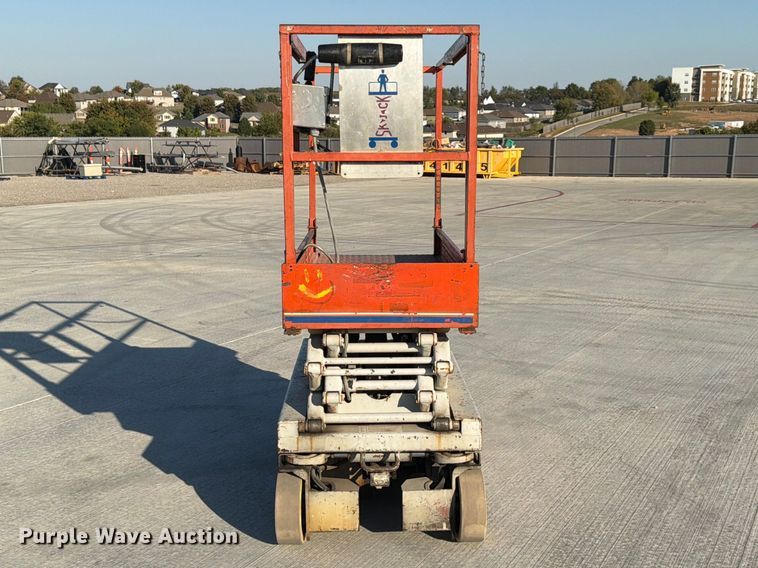 image for item FG0786 1997 Skyjack SJM 3219 scissor lift