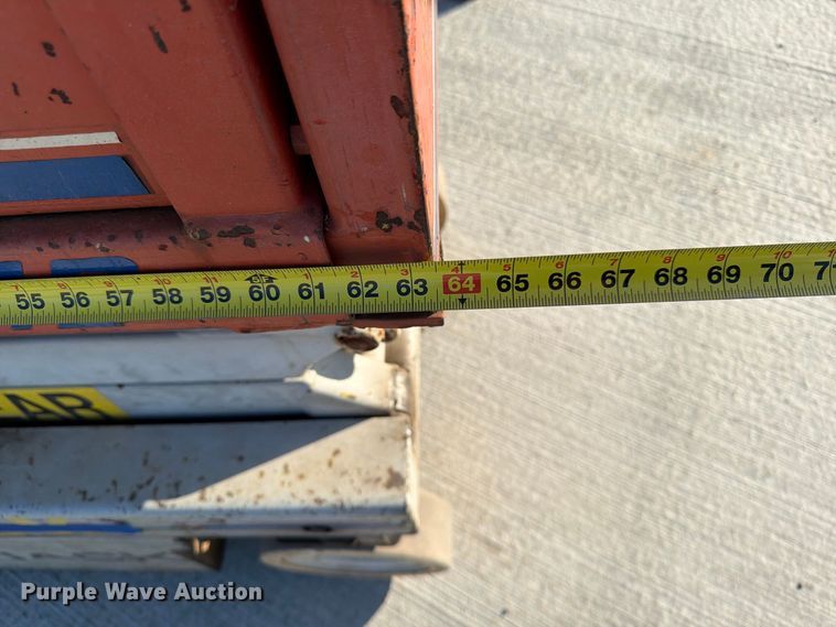 image for item FG0786 1997 Skyjack SJM 3219 scissor lift