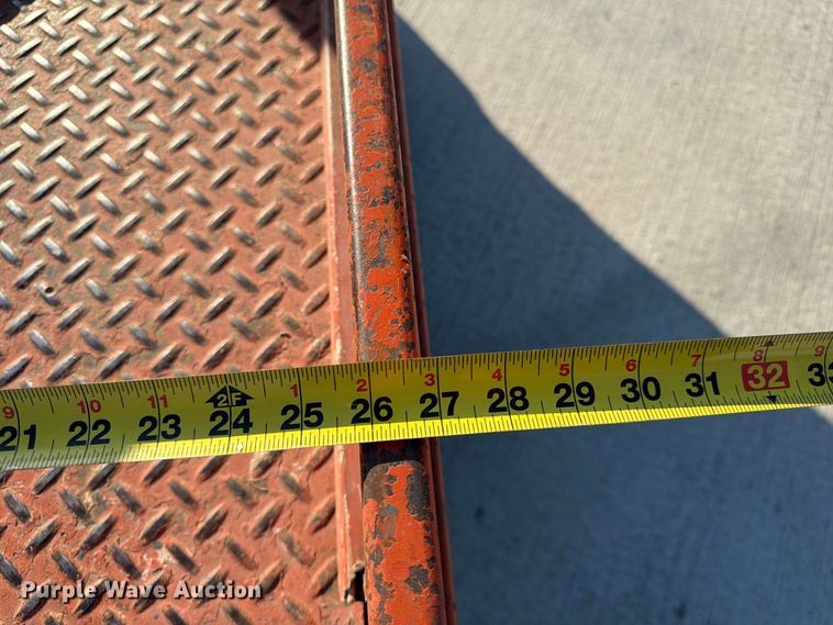 image for item FG0786 1997 Skyjack SJM 3219 scissor lift