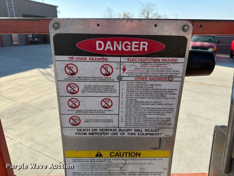 image for item FG0786 1997 Skyjack SJM 3219 scissor lift