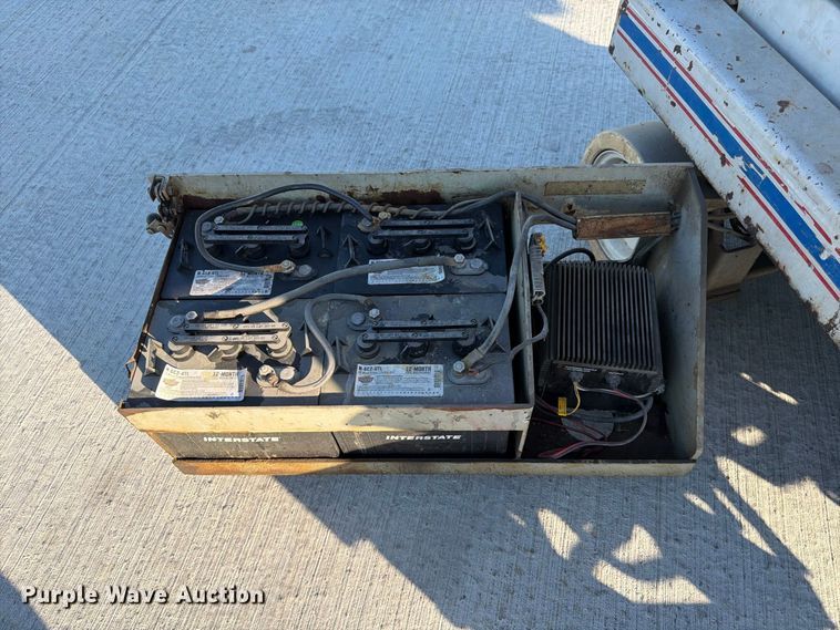 image for item FG0786 1997 Skyjack SJM 3219 scissor lift