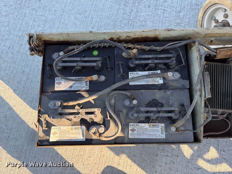 image for item FG0786 1997 Skyjack SJM 3219 scissor lift