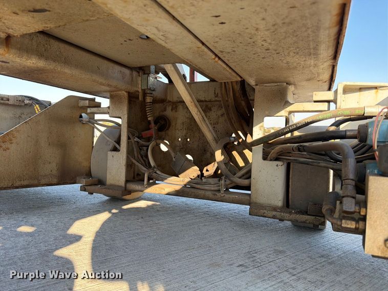 image for item FG0786 1997 Skyjack SJM 3219 scissor lift