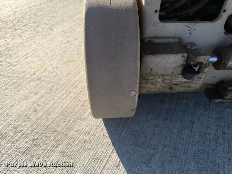 image for item FG0786 1997 Skyjack SJM 3219 scissor lift