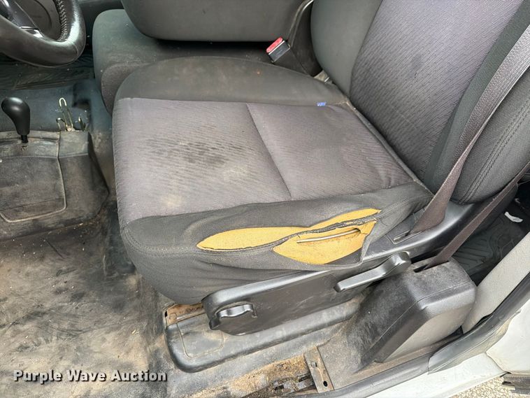 image for item FG3032 2013 Chevrolet Silverado 2500HD Ext. Cab pickup truck