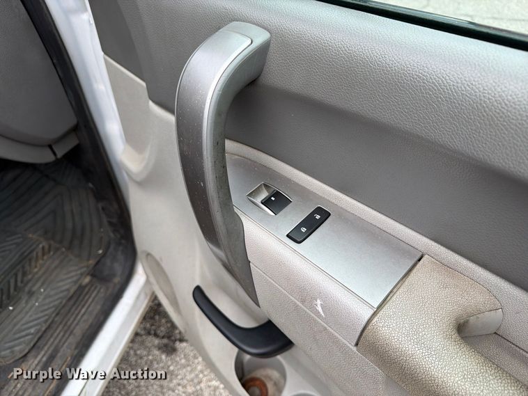 image for item FG3032 2013 Chevrolet Silverado 2500HD Ext. Cab pickup truck