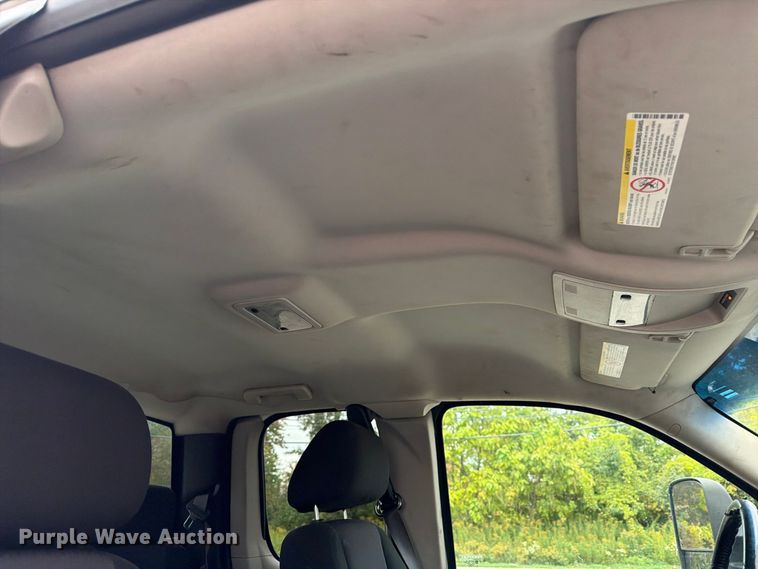image for item FG3032 2013 Chevrolet Silverado 2500HD Ext. Cab pickup truck