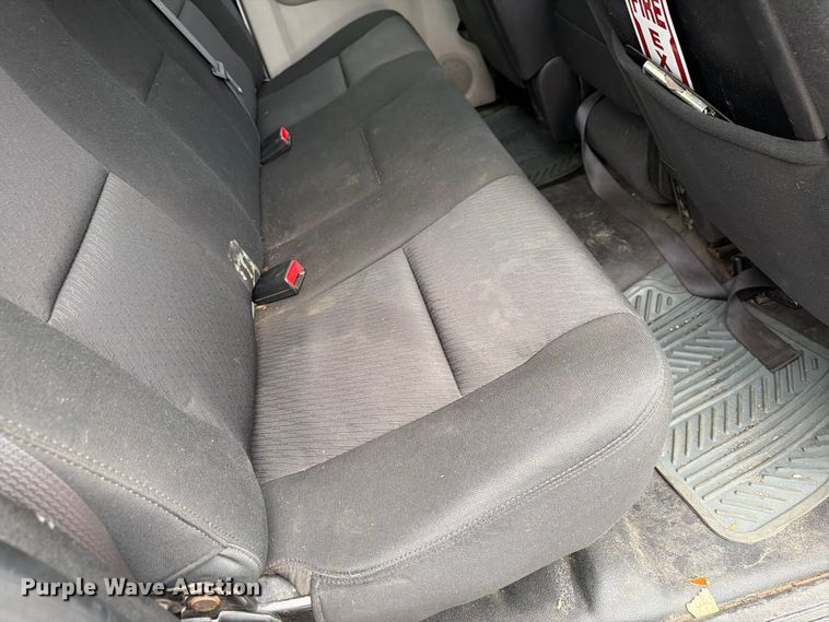 image for item FG3032 2013 Chevrolet Silverado 2500HD Ext. Cab pickup truck