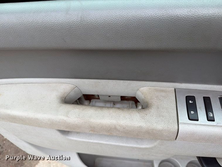 image for item FG3032 2013 Chevrolet Silverado 2500HD Ext. Cab pickup truck