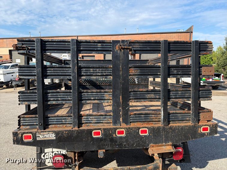 image for item FG3033 2010 Chevrolet Silverado 3500HD Crew Cab flatbed pickup truck