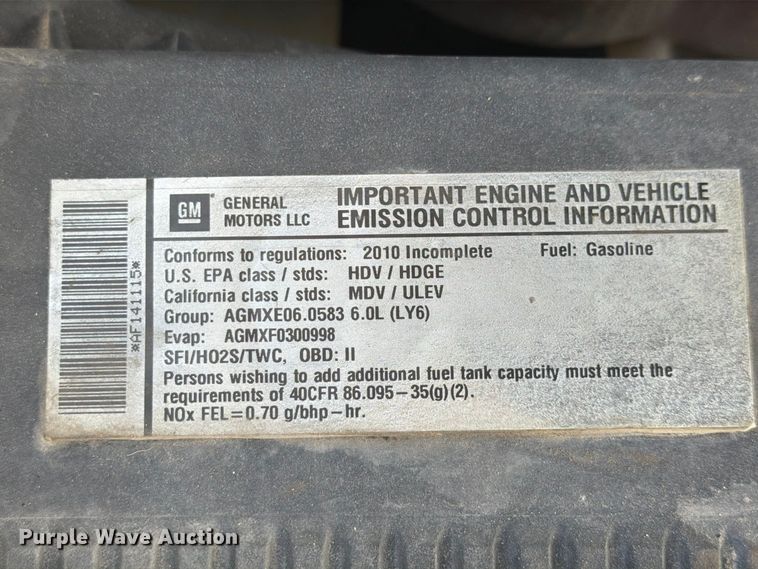 image for item FG3033 2010 Chevrolet Silverado 3500HD Crew Cab flatbed pickup truck