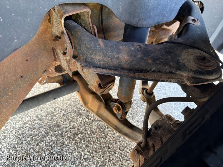 image for item FG3033 2010 Chevrolet Silverado 3500HD Crew Cab flatbed pickup truck