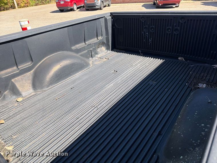 image for item FG3042 2013 Ford F150 Ext. Cab pickup truck