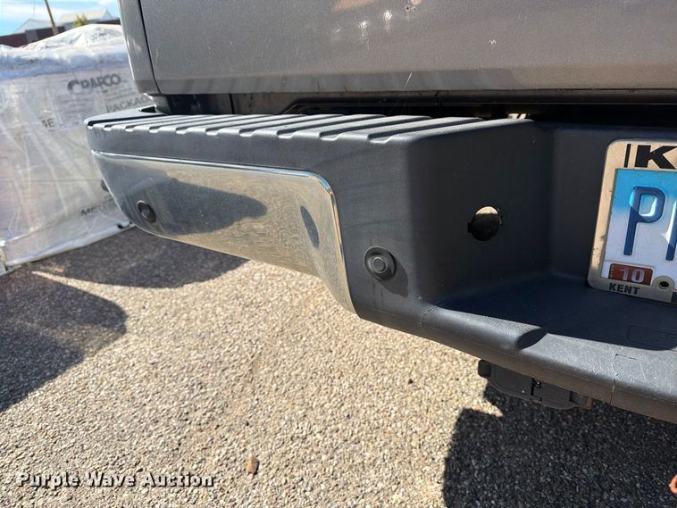 image for item FG3042 2013 Ford F150 Ext. Cab pickup truck