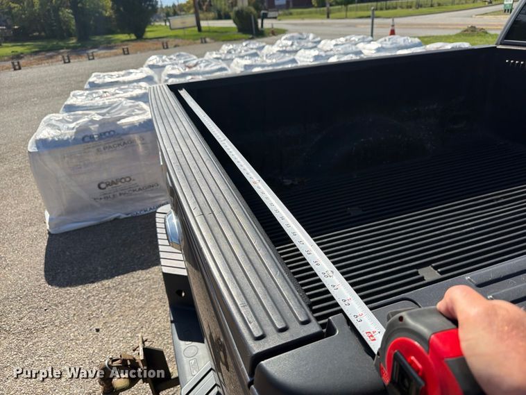 image for item FG3042 2013 Ford F150 Ext. Cab pickup truck