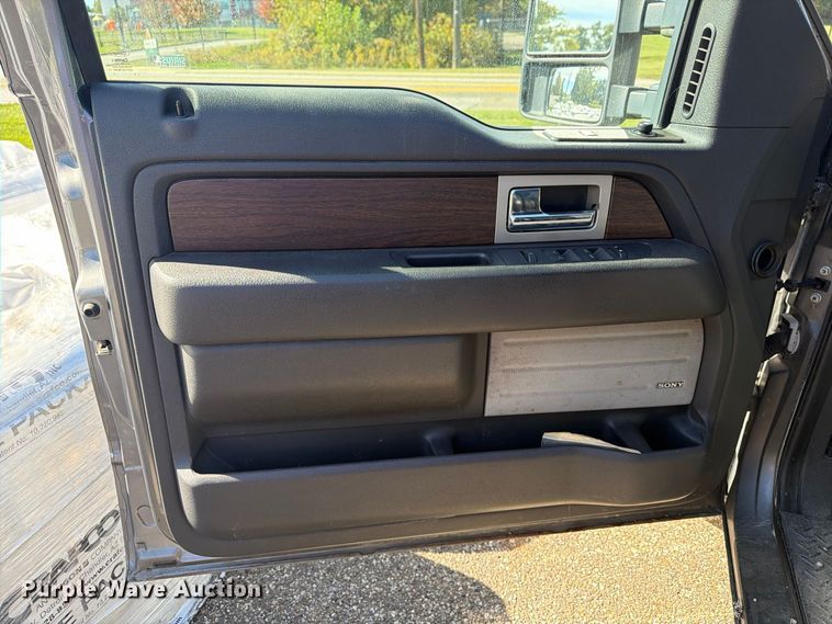 image for item FG3042 2013 Ford F150 Ext. Cab pickup truck