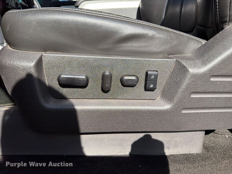 image for item FG3042 2013 Ford F150 Ext. Cab pickup truck