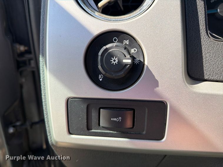 image for item FG3042 2013 Ford F150 Ext. Cab pickup truck