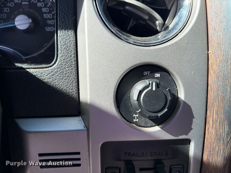image for item FG3042 2013 Ford F150 Ext. Cab pickup truck