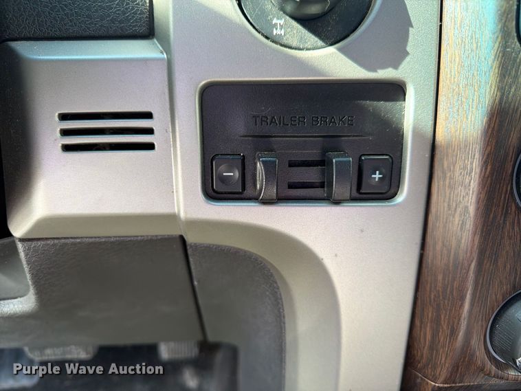 image for item FG3042 2013 Ford F150 Ext. Cab pickup truck
