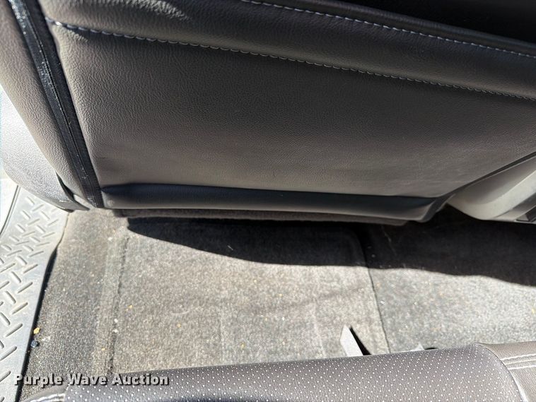 image for item FG3042 2013 Ford F150 Ext. Cab pickup truck