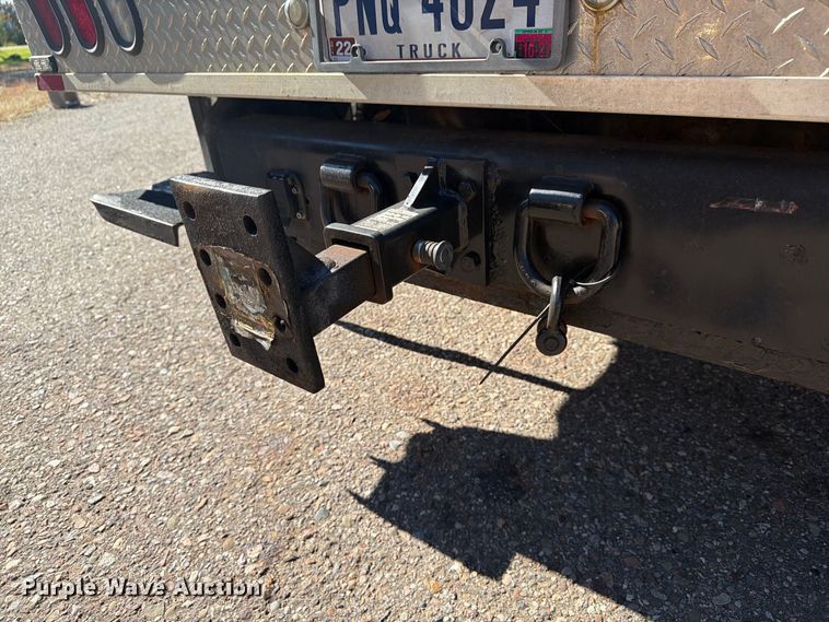 image for item FG3043 2016 Ford F550 Ext. Cab flatbed truck