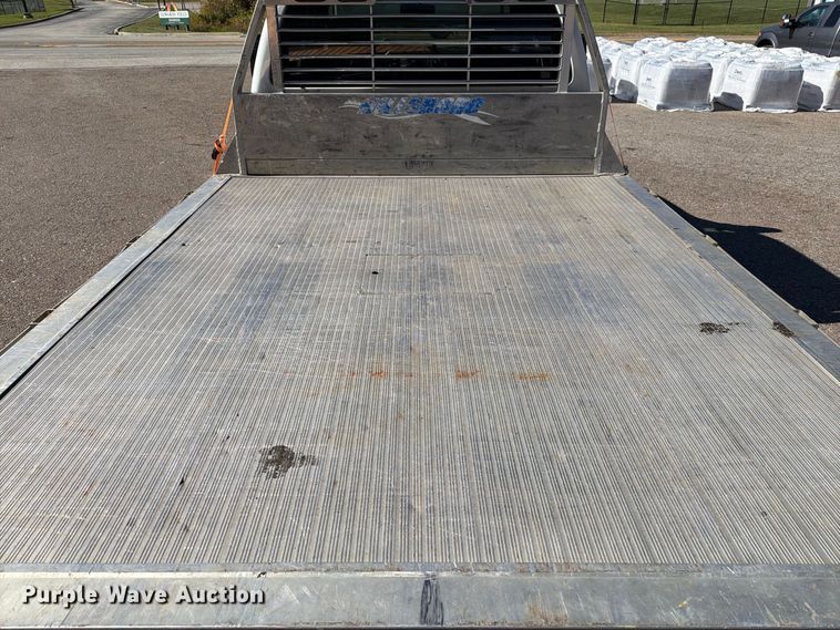 image for item FG3043 2016 Ford F550 Ext. Cab flatbed truck