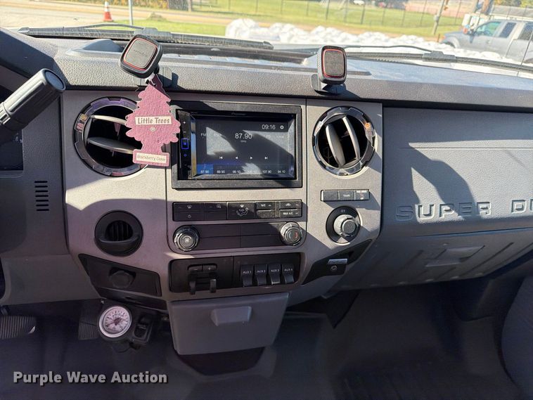 image for item FG3043 2016 Ford F550 Ext. Cab flatbed truck
