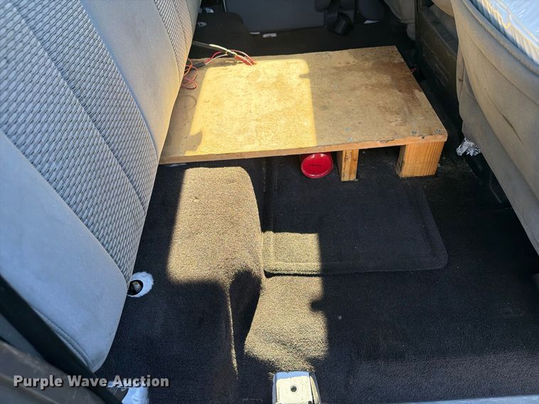 image for item FG3043 2016 Ford F550 Ext. Cab flatbed truck