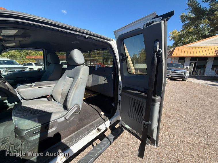 image for item FG3043 2016 Ford F550 Ext. Cab flatbed truck