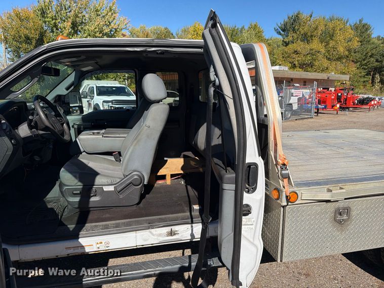 image for item FG3043 2016 Ford F550 Ext. Cab flatbed truck