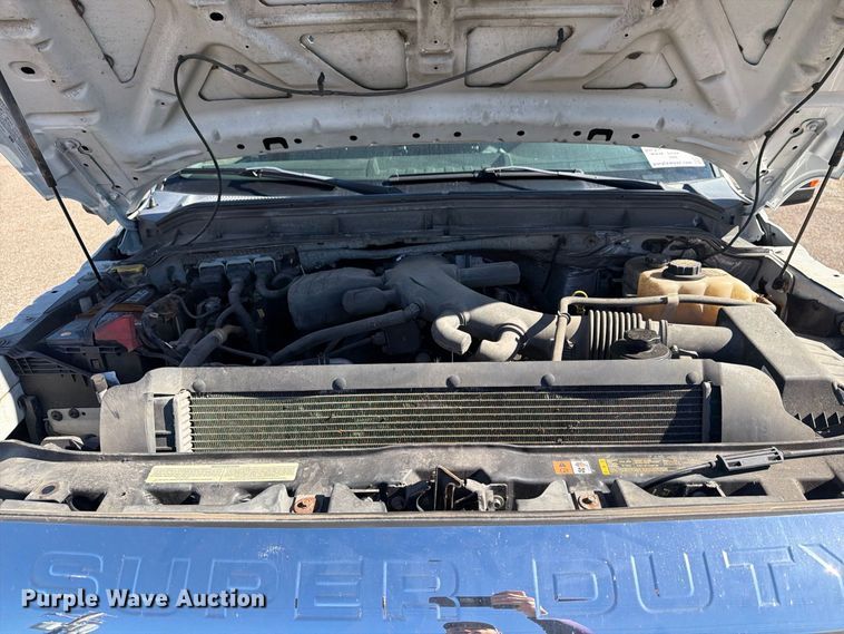 image for item FG3043 2016 Ford F550 Ext. Cab flatbed truck