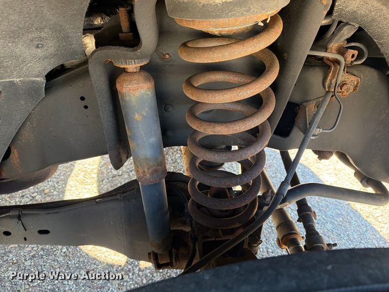 image for item FG3043 2016 Ford F550 Ext. Cab flatbed truck