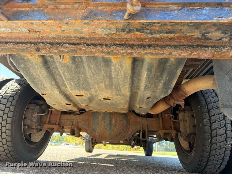 image for item FG3043 2016 Ford F550 Ext. Cab flatbed truck
