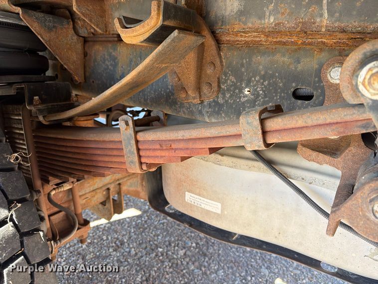 image for item FG3043 2016 Ford F550 Ext. Cab flatbed truck
