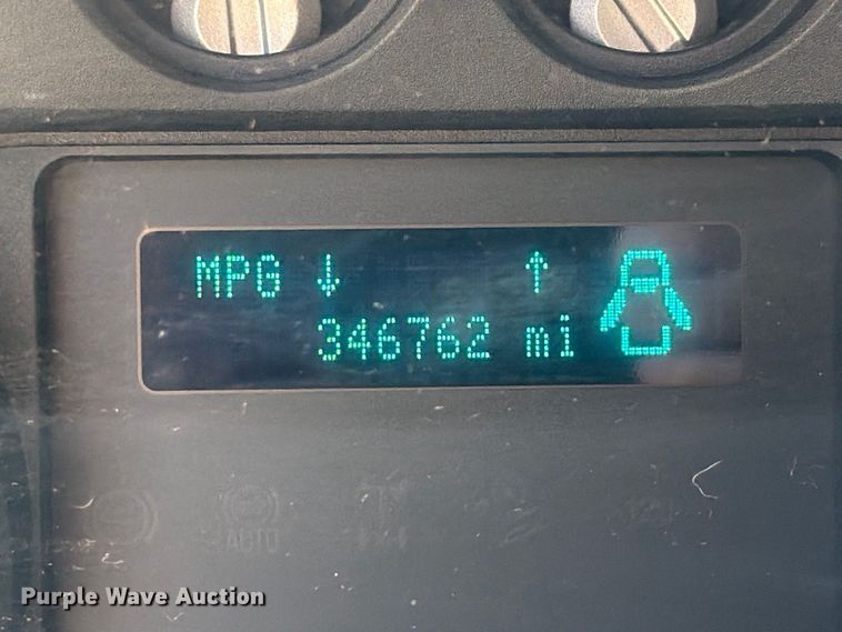 image for item FG3043 2016 Ford F550 Ext. Cab flatbed truck