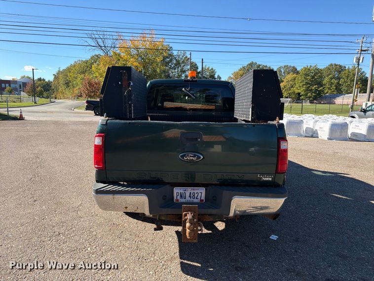 image for item FG3044 2011 Ford F250 Super Duty Ext. Cab pickup truck