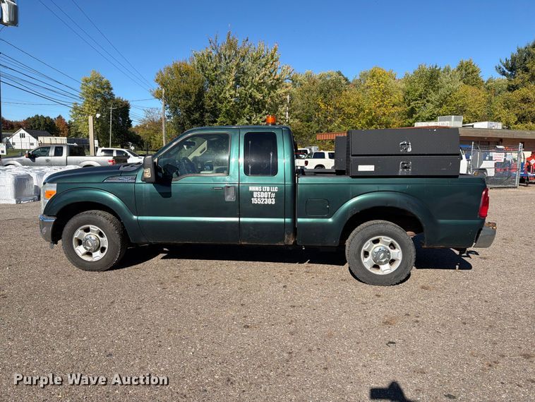 image for item FG3044 2011 Ford F250 Super Duty Ext. Cab pickup truck