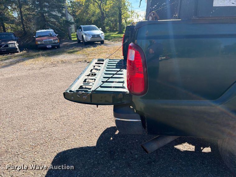 image for item FG3044 2011 Ford F250 Super Duty Ext. Cab pickup truck