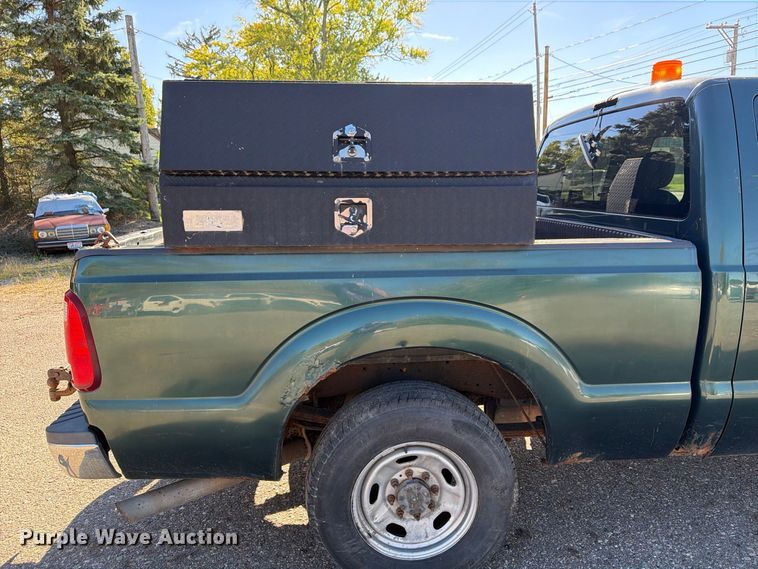 image for item FG3044 2011 Ford F250 Super Duty Ext. Cab pickup truck