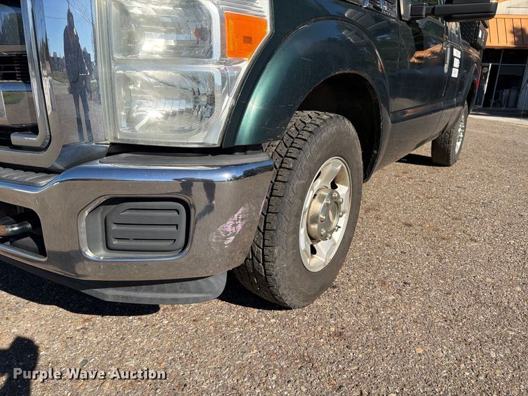 image for item FG3044 2011 Ford F250 Super Duty Ext. Cab pickup truck