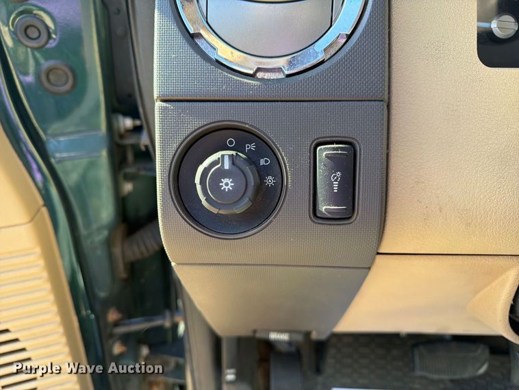 image for item FG3044 2011 Ford F250 Super Duty Ext. Cab pickup truck