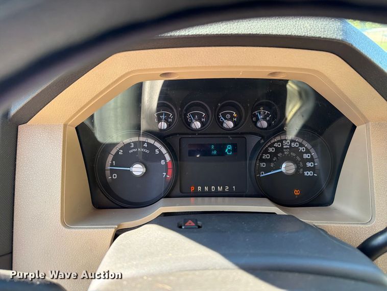 image for item FG3044 2011 Ford F250 Super Duty Ext. Cab pickup truck