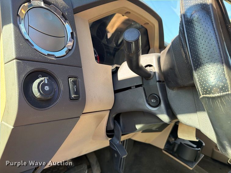 image for item FG3044 2011 Ford F250 Super Duty Ext. Cab pickup truck