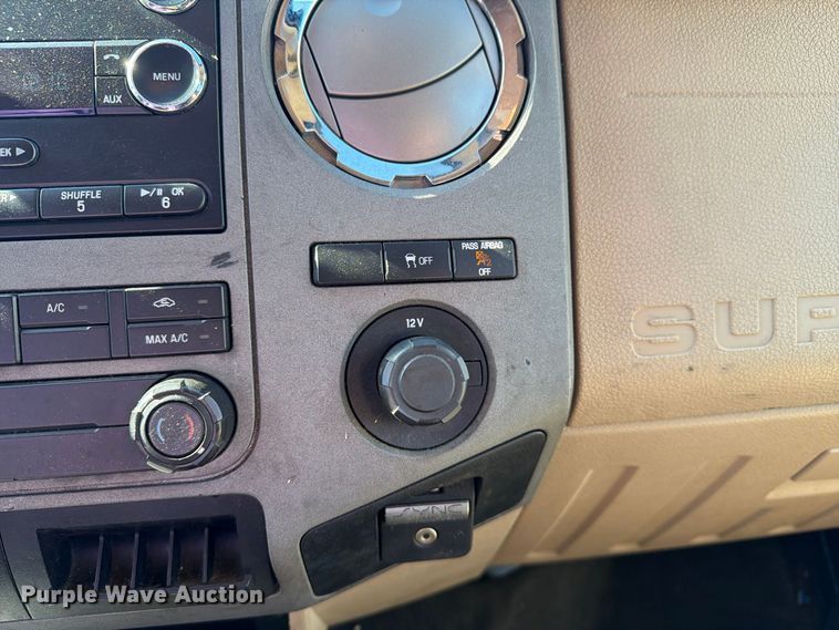 image for item FG3044 2011 Ford F250 Super Duty Ext. Cab pickup truck