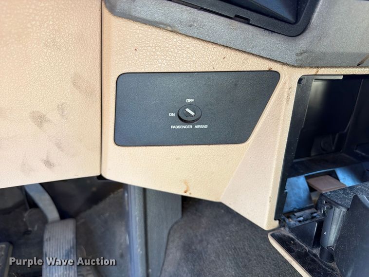 image for item FG3044 2011 Ford F250 Super Duty Ext. Cab pickup truck